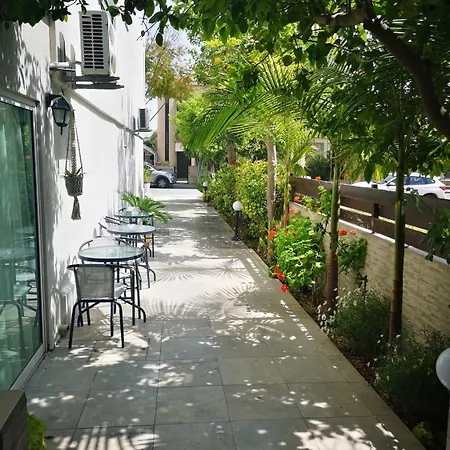 Hotel apartamentowy Marianna Annex Limassol