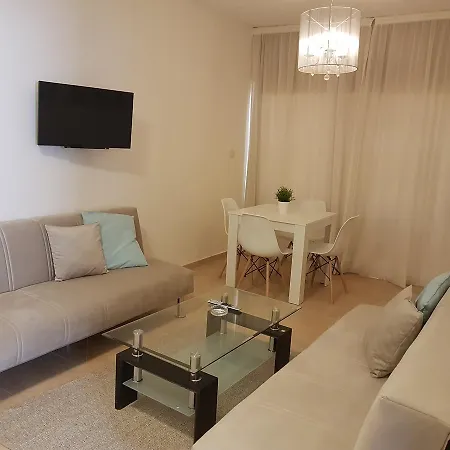 Marianna Annex Aparthotel 3*
